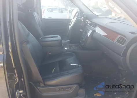 2009 Chevrolet Tahoe Ltz из США, поврежденный, VIN 1GNFC33089R297033